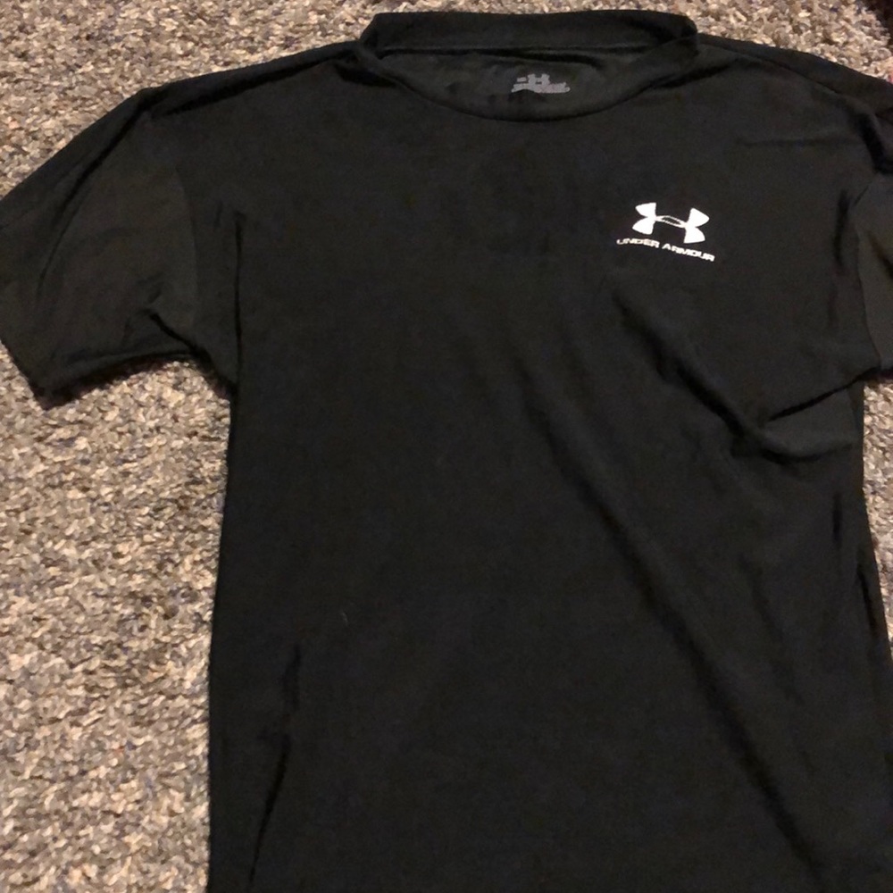 Under armor muscle shirt